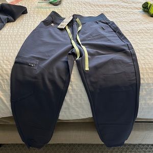 NWT figs blue scrubs, don’t fit and were final sale on Black Friday.